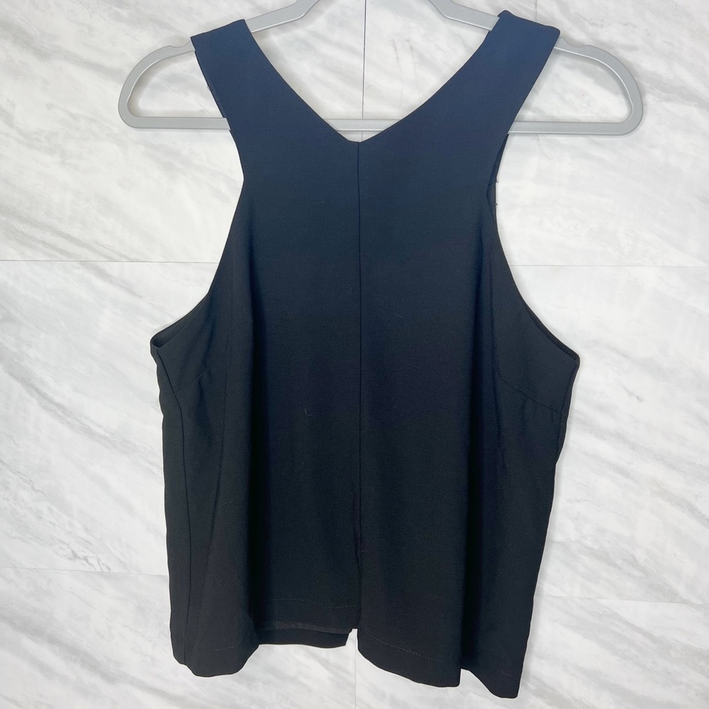 Lulu’s Open Back Top Large